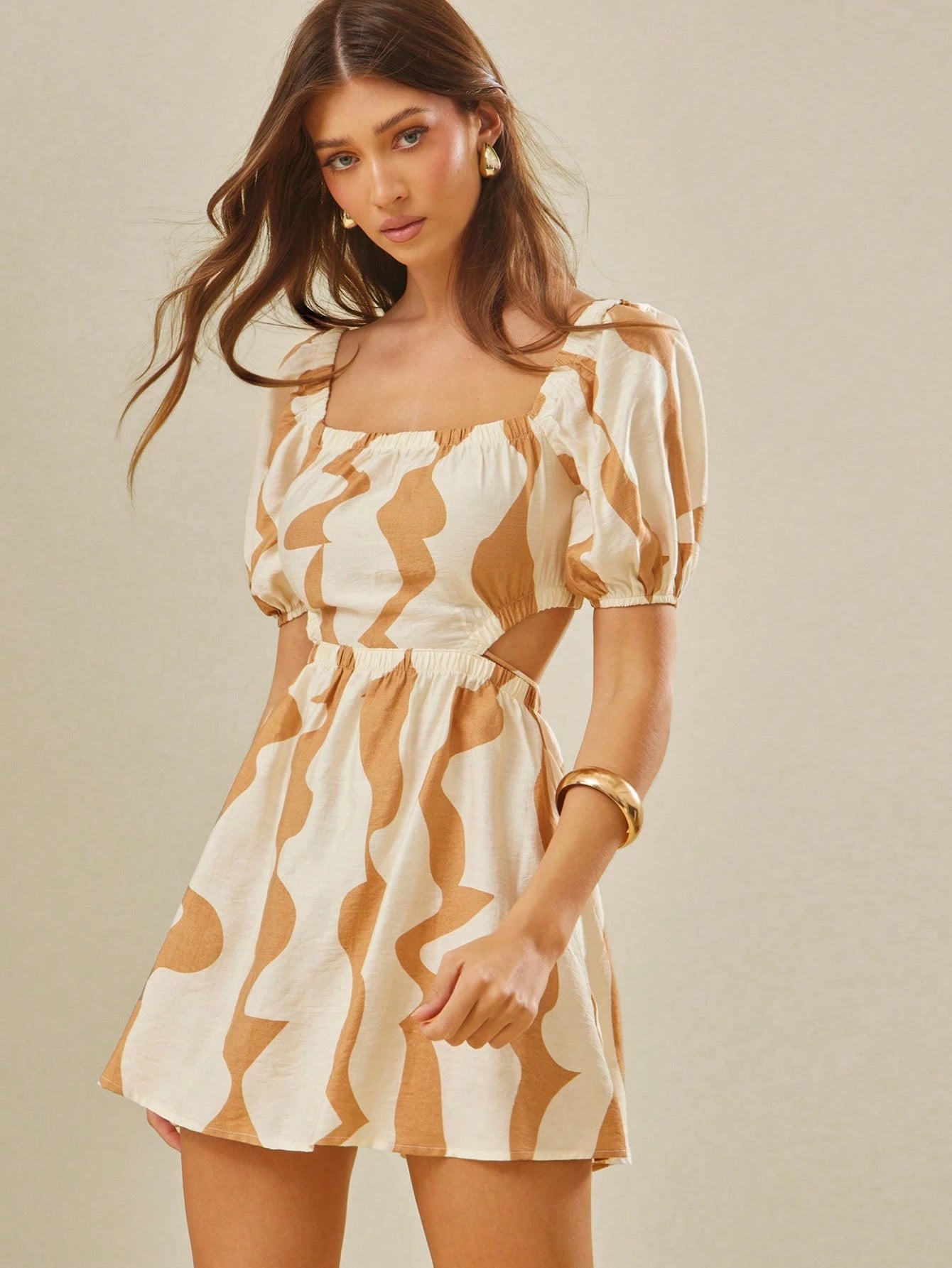 Women's Geometric Print Square Neck Puff Sleeve Cutout Waist Mini Dress