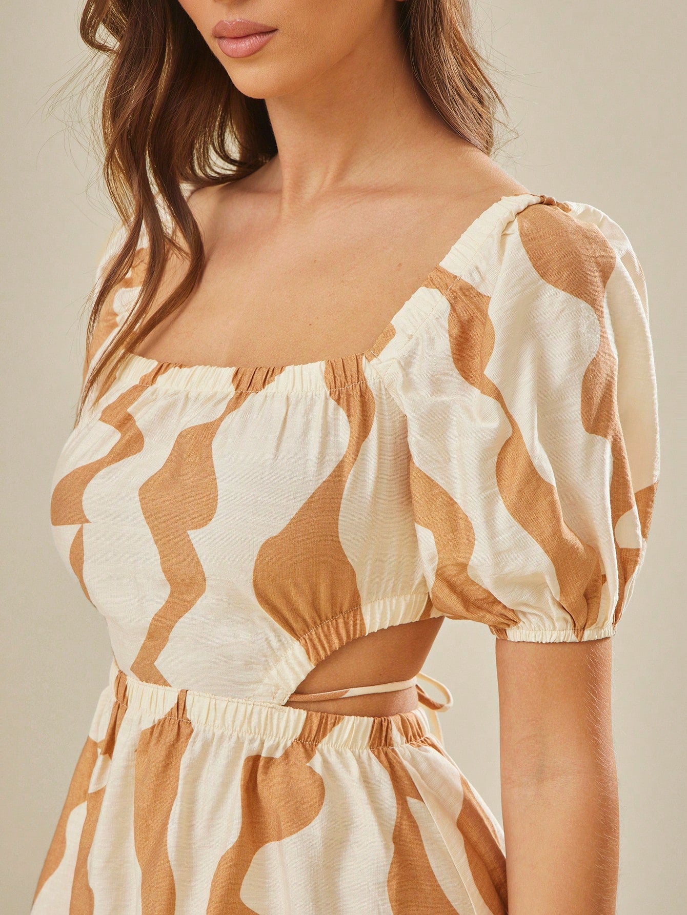 Women's Geometric Print Square Neck Puff Sleeve Cutout Waist Mini Dress