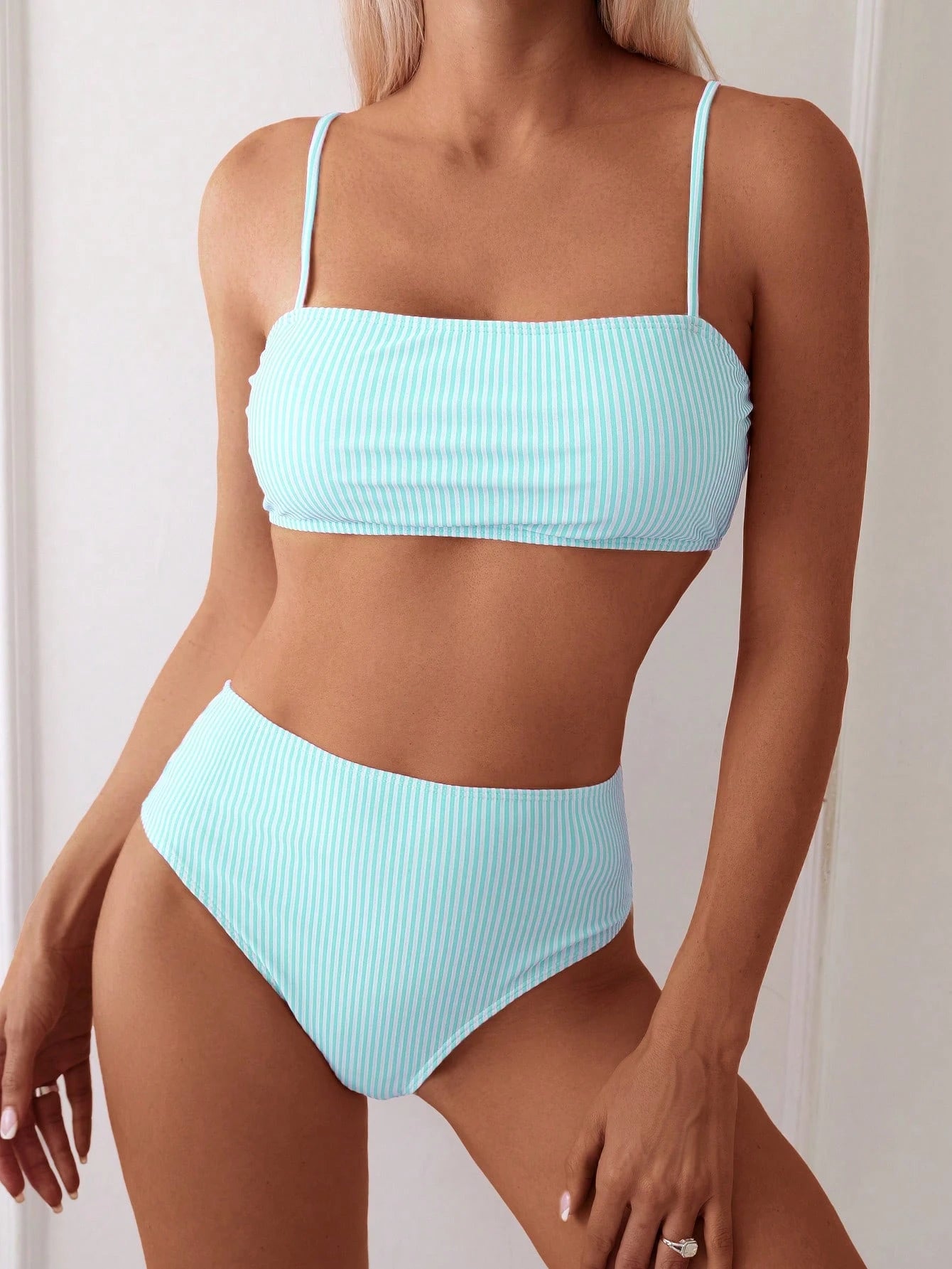 Women's Random Striped Print Bandeau Bikini Top And High Waist Bikini Bottom Set, Casual Beach Vacation