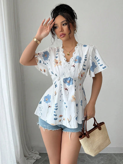 Women's Elegant Fashion Casual Comfortable Ruffled Short Sleeve V-Neck Lace Trim Print Blouse.