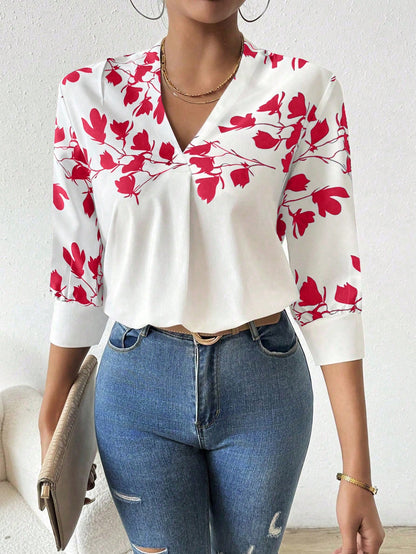 Women's Resort Floral Print V-Neck 3/4 Sleeve Casual Blouse.