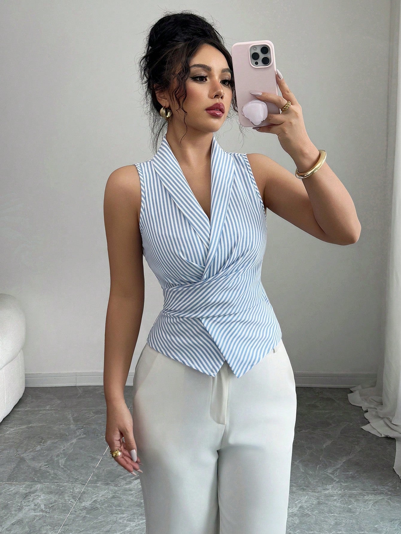 Women's Sleeveless V-Neck Tie Waist Bow Elegant Blouse.