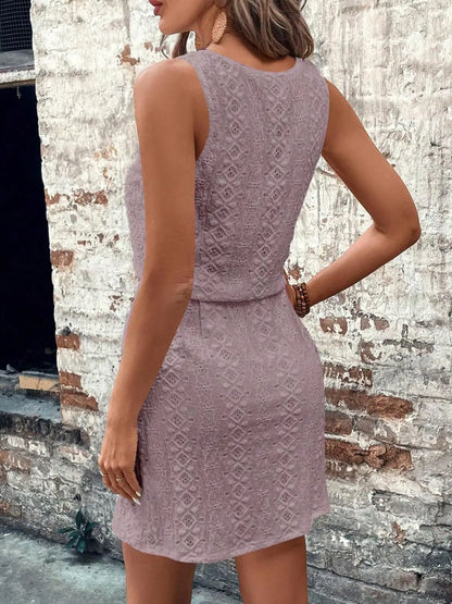 Women's Sleeveless Dress with Belt Casual Vacation Ready Summer Outfit